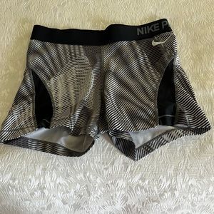 Nike Pro Hypercool Shorts M